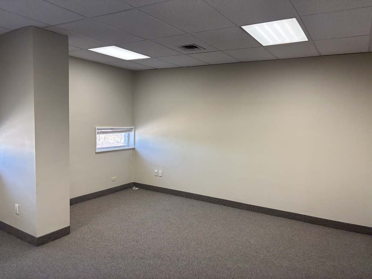 Doddridge Plaza 305 - Image 4