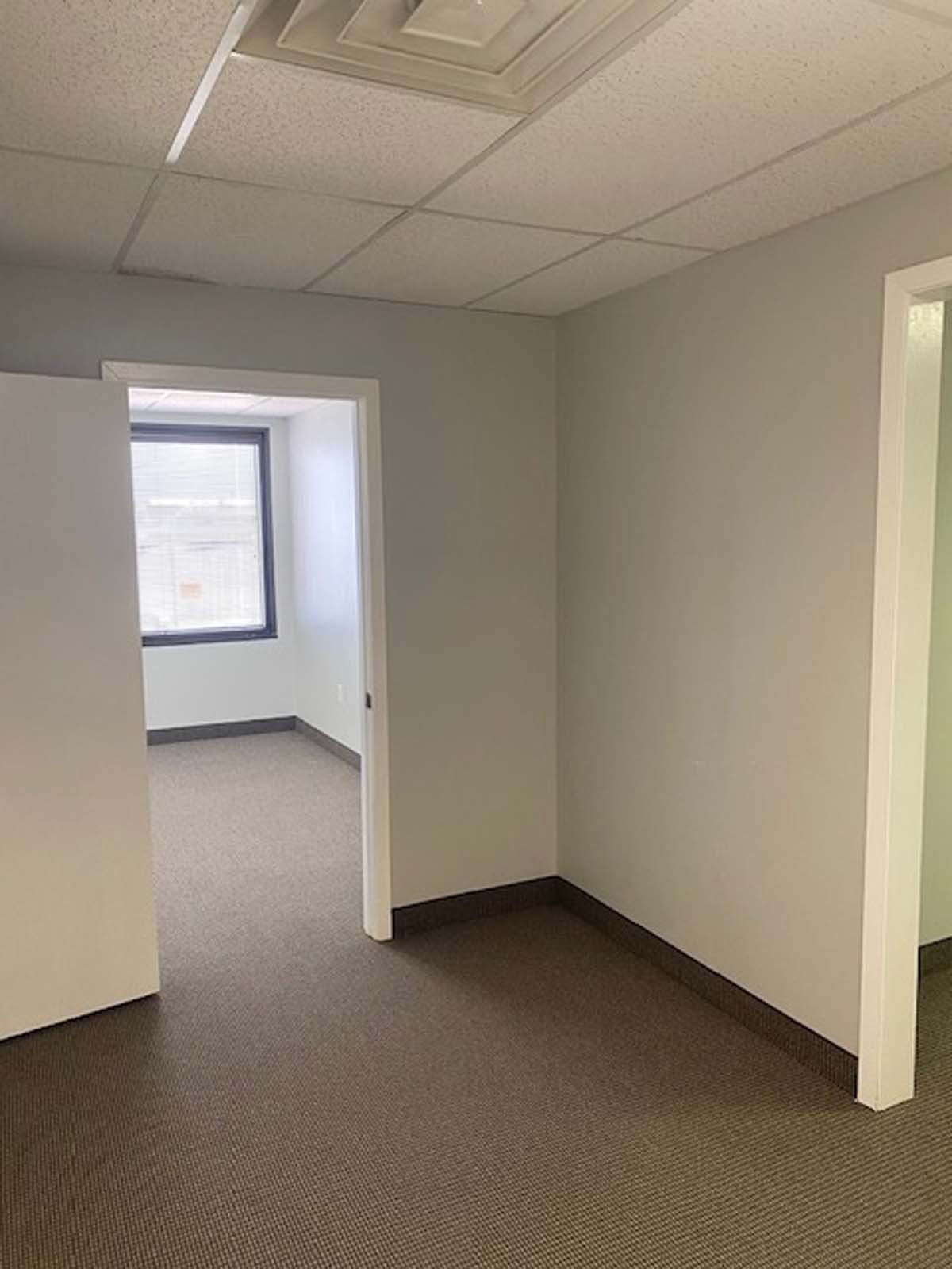 Office Park South N218 - Image 3