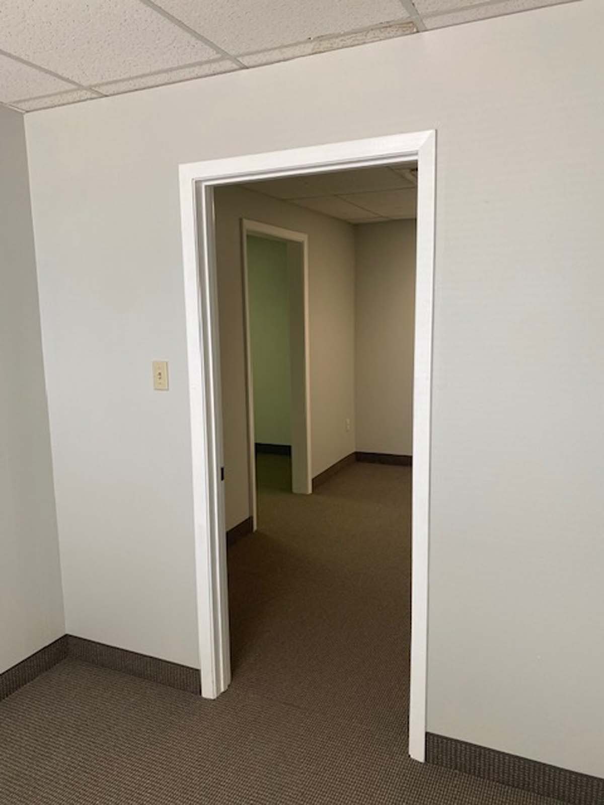 Office Park South N218 - Image 5